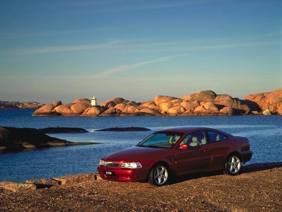  Volvo C70 1997 года  (фото 6 из 29)